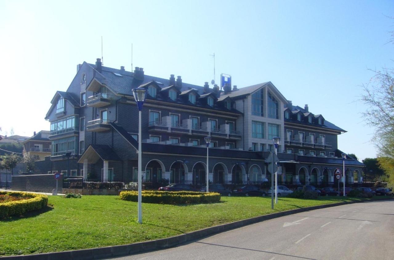Hotel Milagros Golf Mogro Ngoại thất bức ảnh