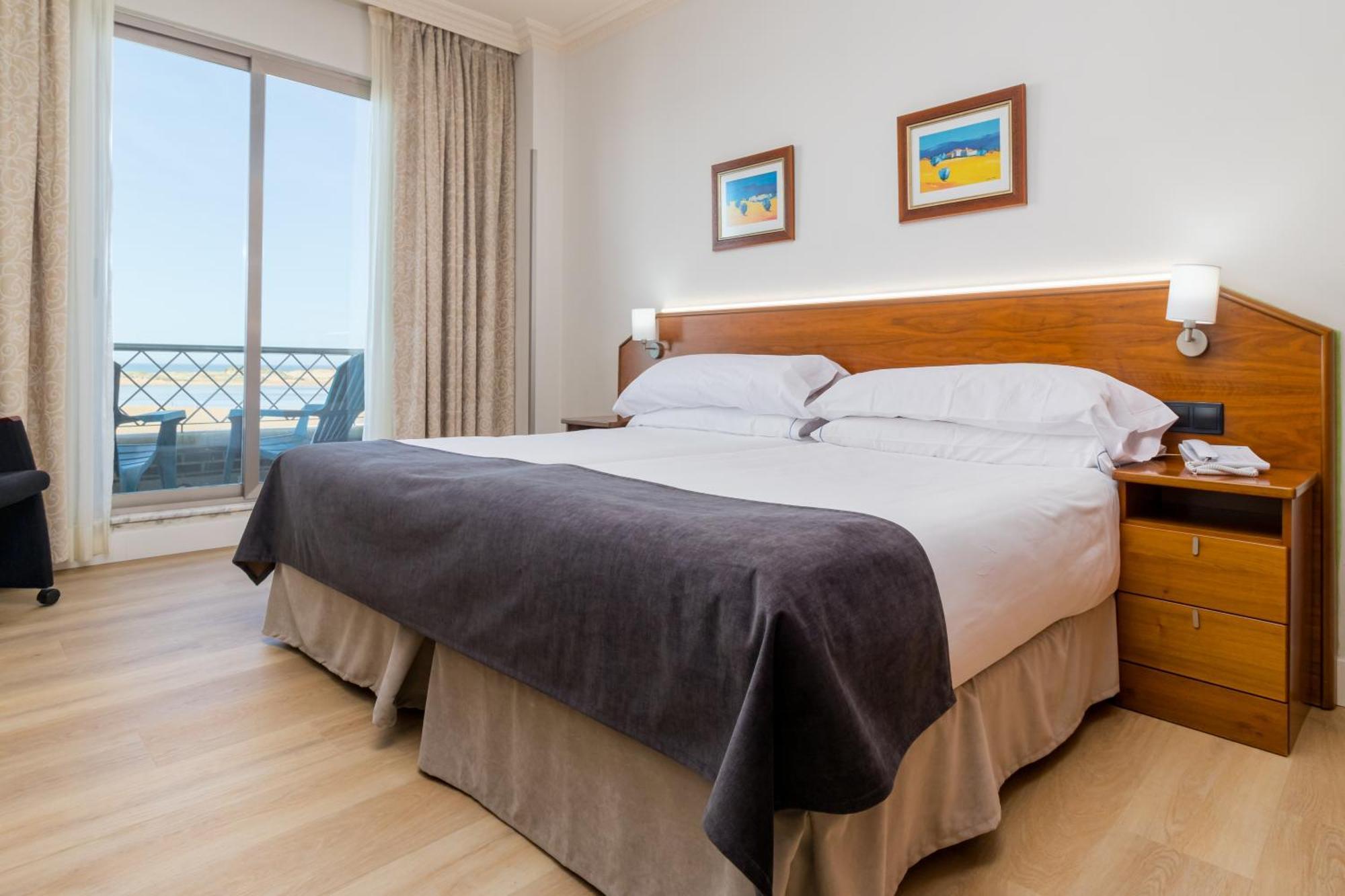 Hotel Milagros Golf Mogro Ngoại thất bức ảnh