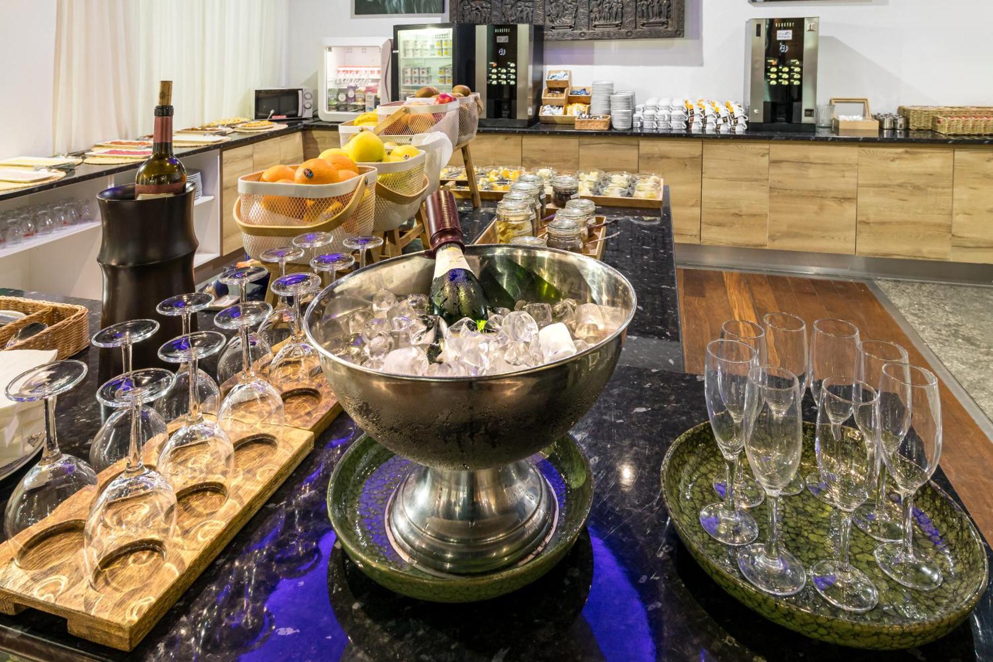 Hotel Milagros Golf Mogro Ngoại thất bức ảnh