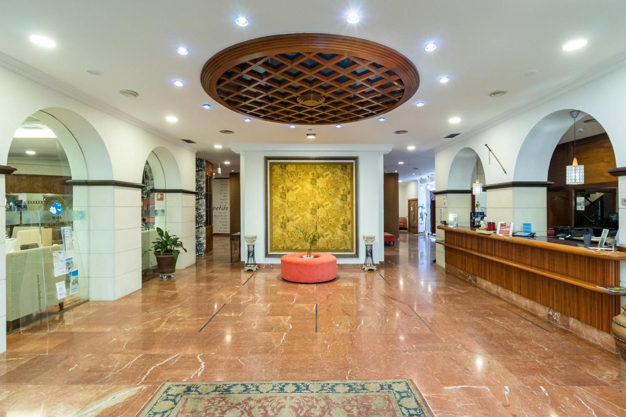 Hotel Milagros Golf Mogro Ngoại thất bức ảnh